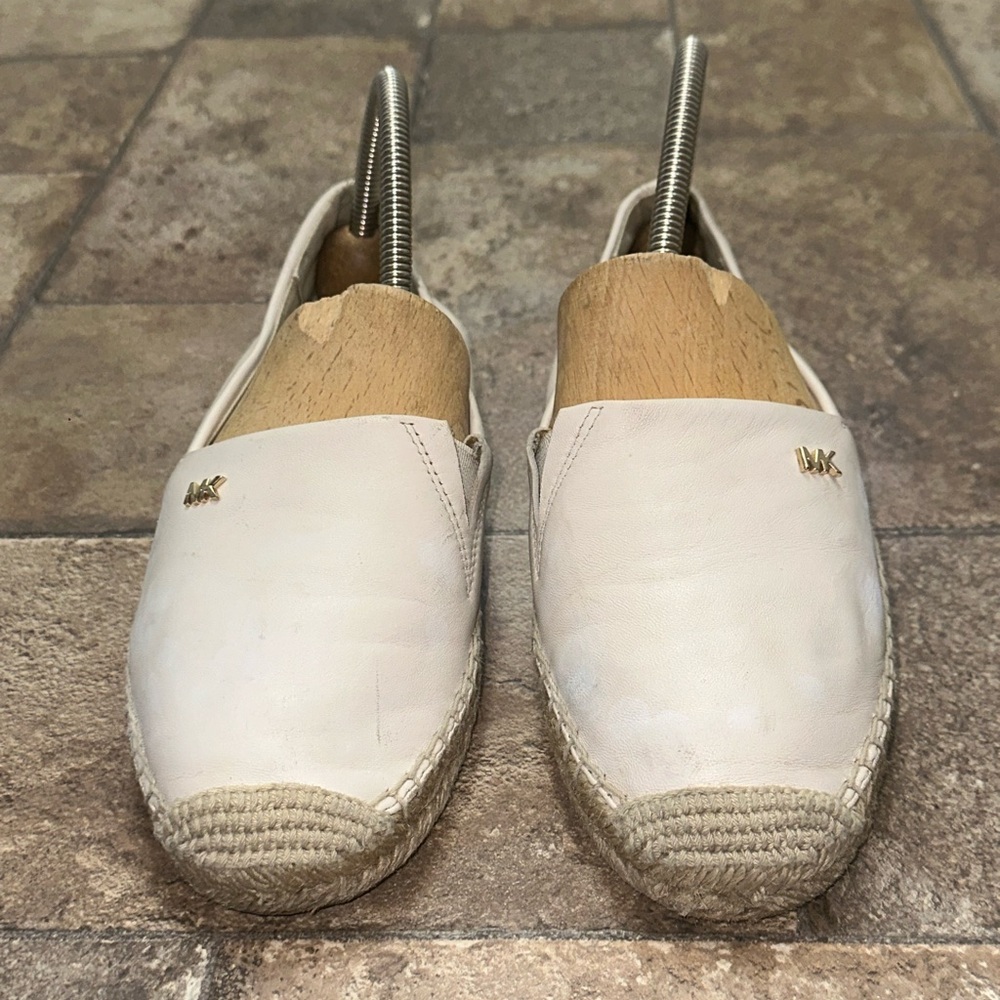 Michael Kors espadrille flats Size 7